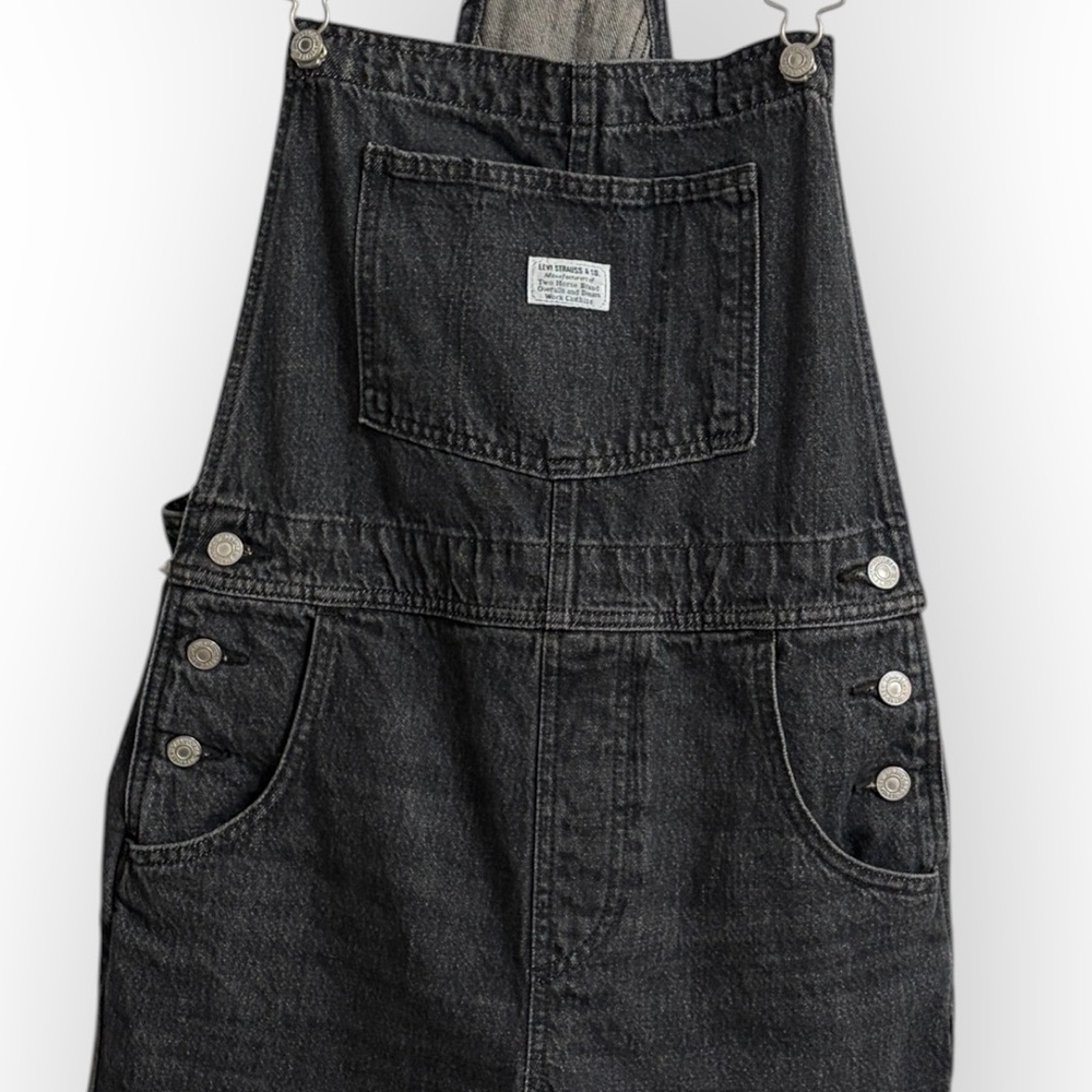 Levis Black Denim Short Overalls with Adjustable Straps Sz M - Picture 3 of 10